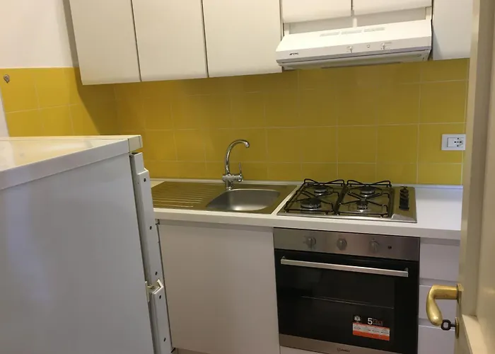 Mio Riposo - Corso Degli Inglesi 383 *